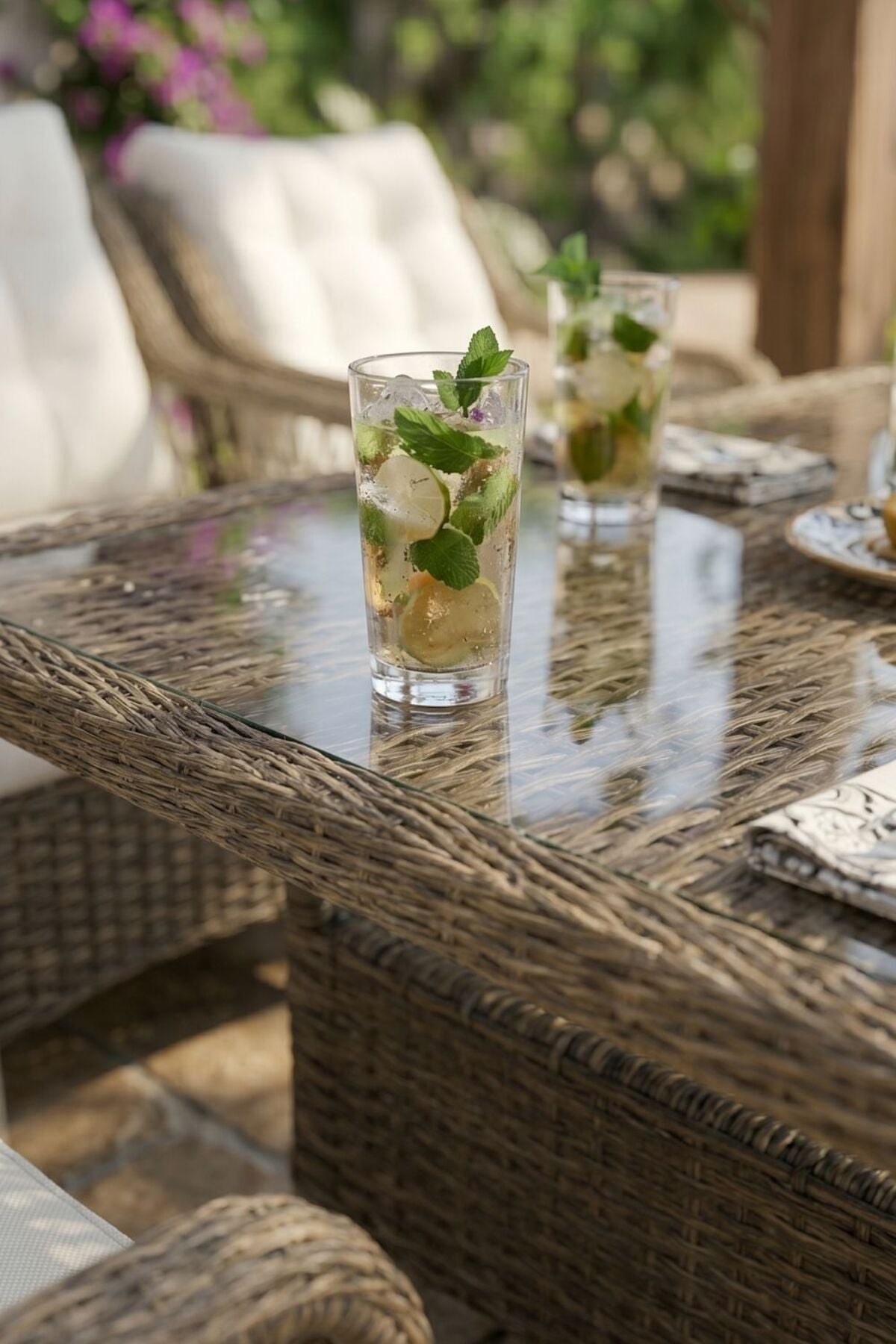 Garden Menten Rattan Bahçe Balkon Mobilyası 4 Tekli Berjer ve Masa
