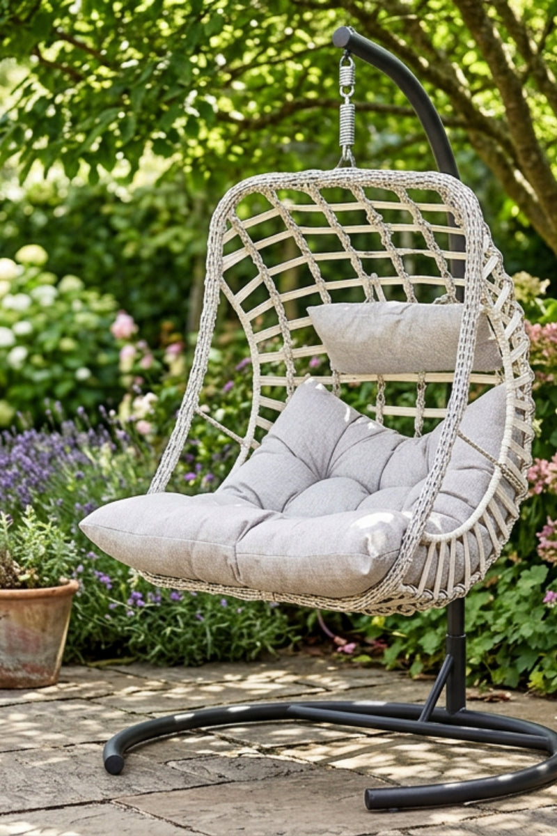 Pisa Tek Kişilik Egg Salıncak Bahçe Balkon Ayaklı Yastıklı Rattan
