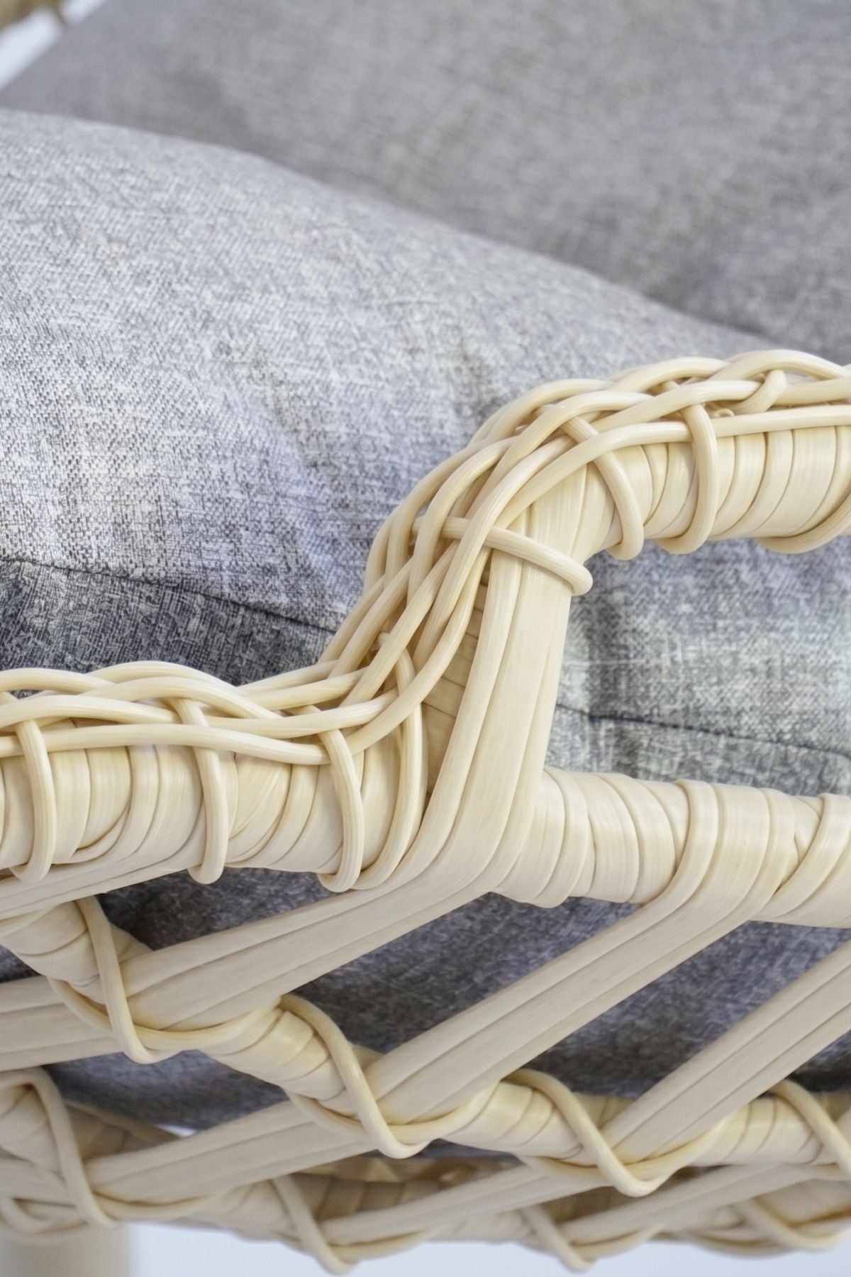 Relax Rattan Tek Kişilik Ayak Uzatmalı Balkon Bahçe Salıncağı